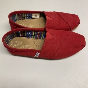 Red Toms